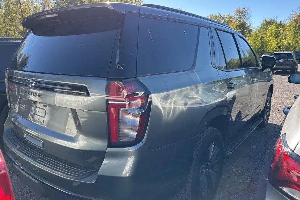 2023 Chevrolet Tahoe Z71 photo 1
