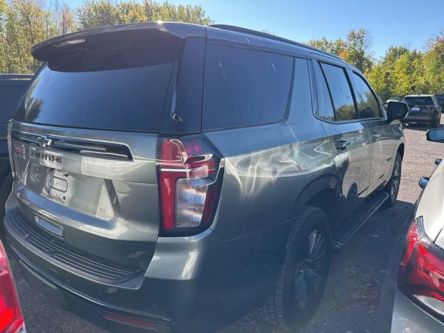 2023 Chevrolet Tahoe Z71 photo 1