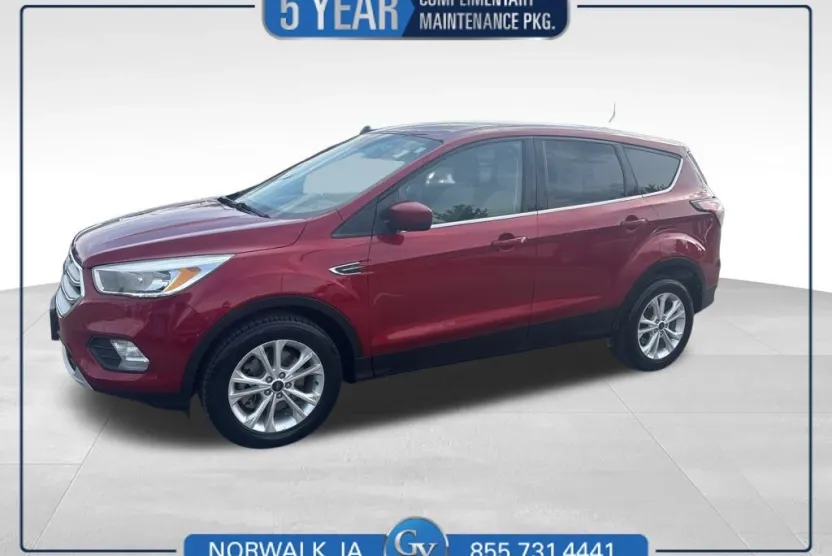 2017 Ford Escape SE Sport photo 1