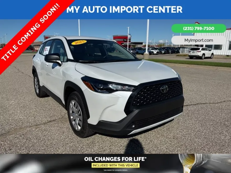 2025 Toyota Corolla Cross L photo 1