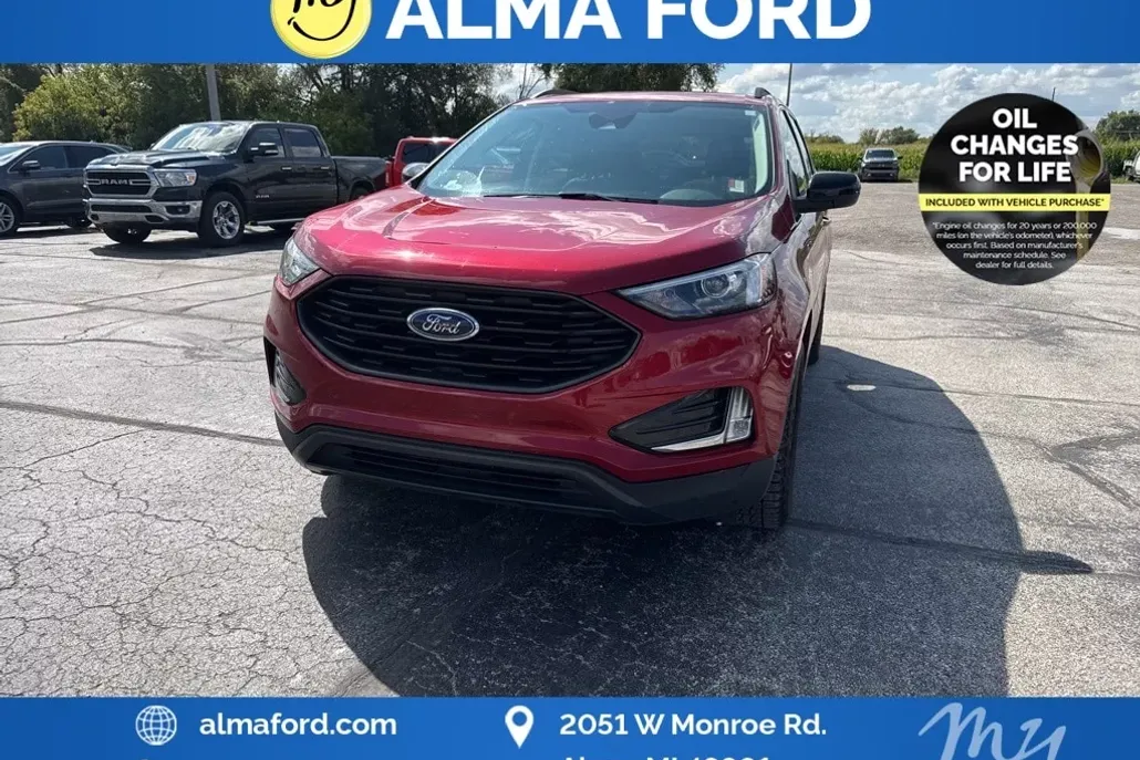 2022 Ford Edge SEL photo 1