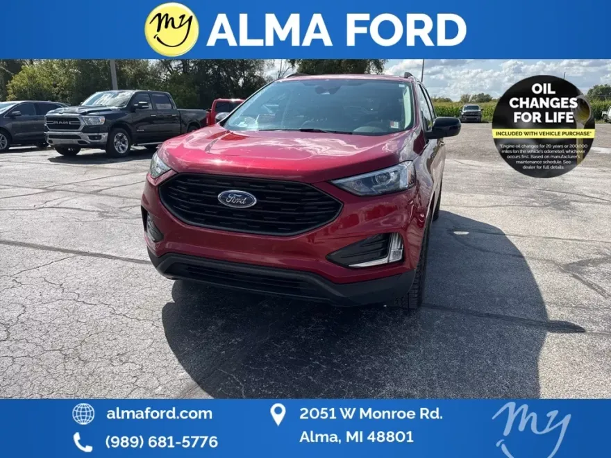 2022 Ford Edge SEL photo 1