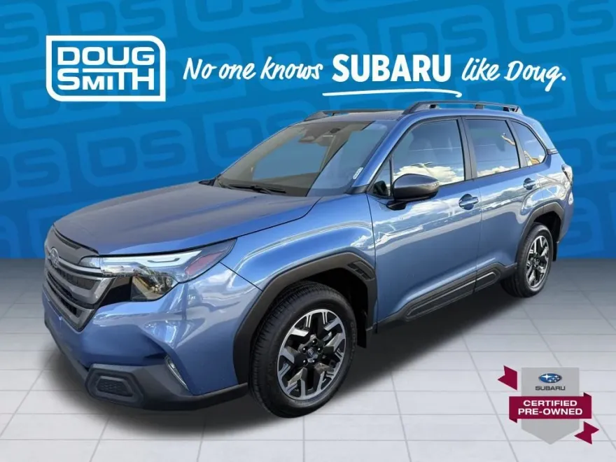 2025 Subaru Forester Premium photo 1