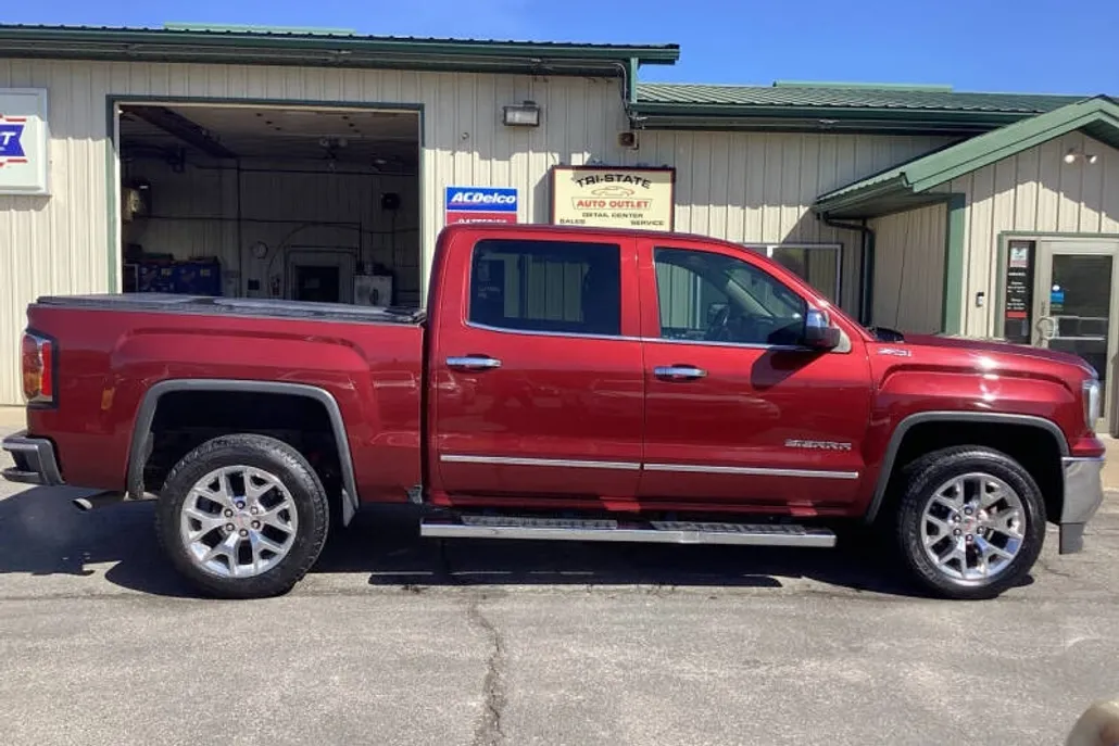 2017 Gmc Sierra 1500 SLT photo 1