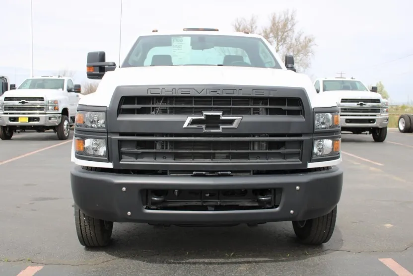 2024 Chevrolet Silverado 6500HD Work Truck photo 1