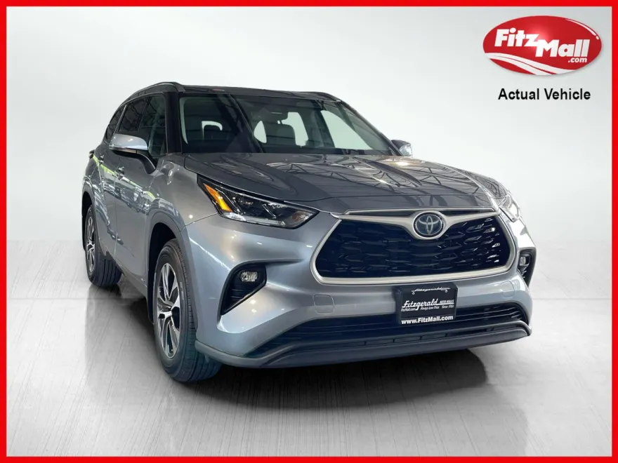 2021 Toyota Highlander Hybrid XLE photo 1