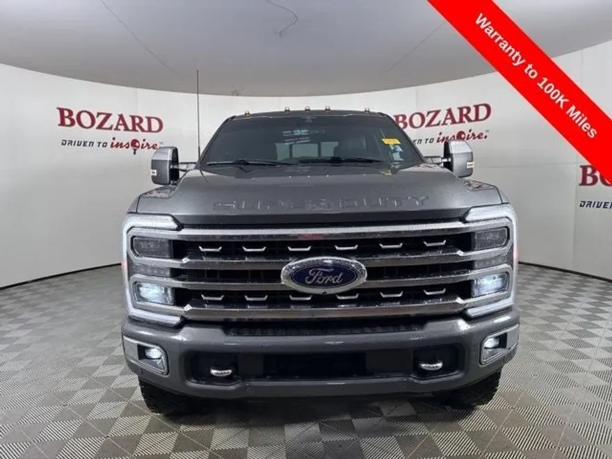 2023 Ford F-350 Platinum photo 1