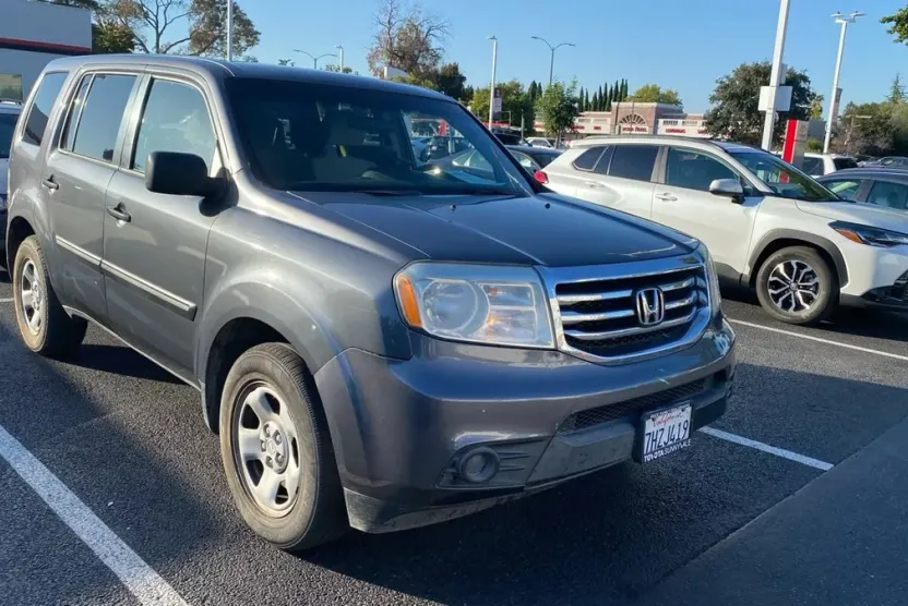 2015 Honda Pilot LX photo 1