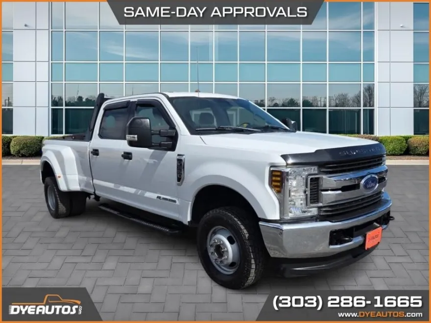 2018 Ford F-350 XLT photo 1