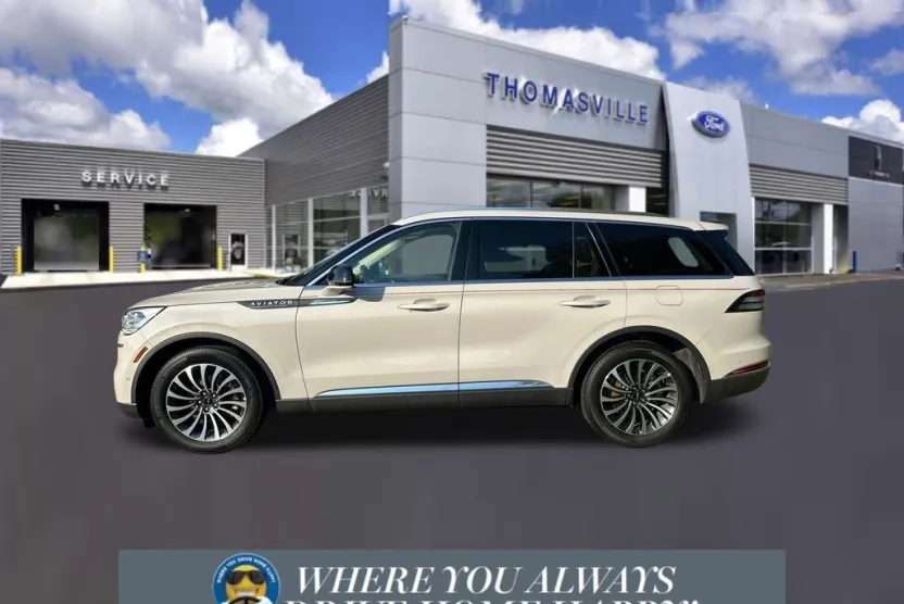 2022 Lincoln Aviator Reserve photo 1