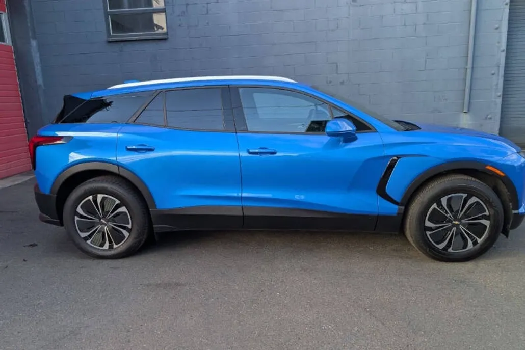 2024 Chevrolet Blazer EV 2LT photo 1