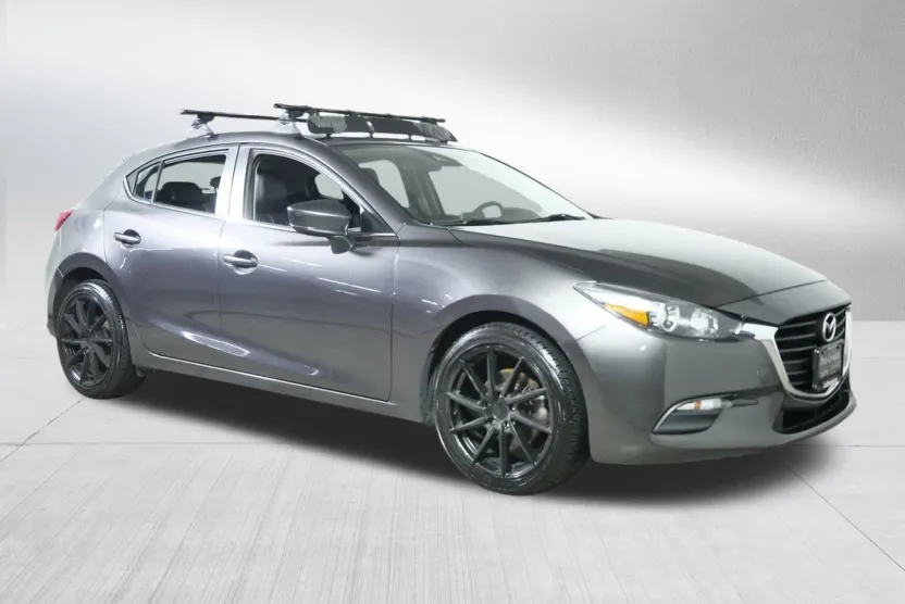 2017 Mazda Mazda3 Touring photo 1
