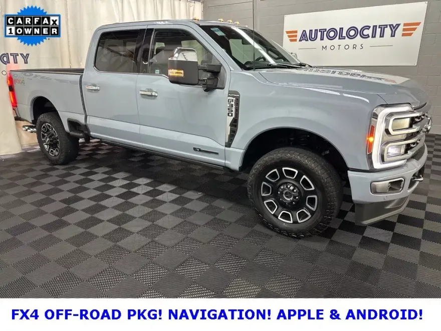 2024 Ford F-350 Platinum photo 1
