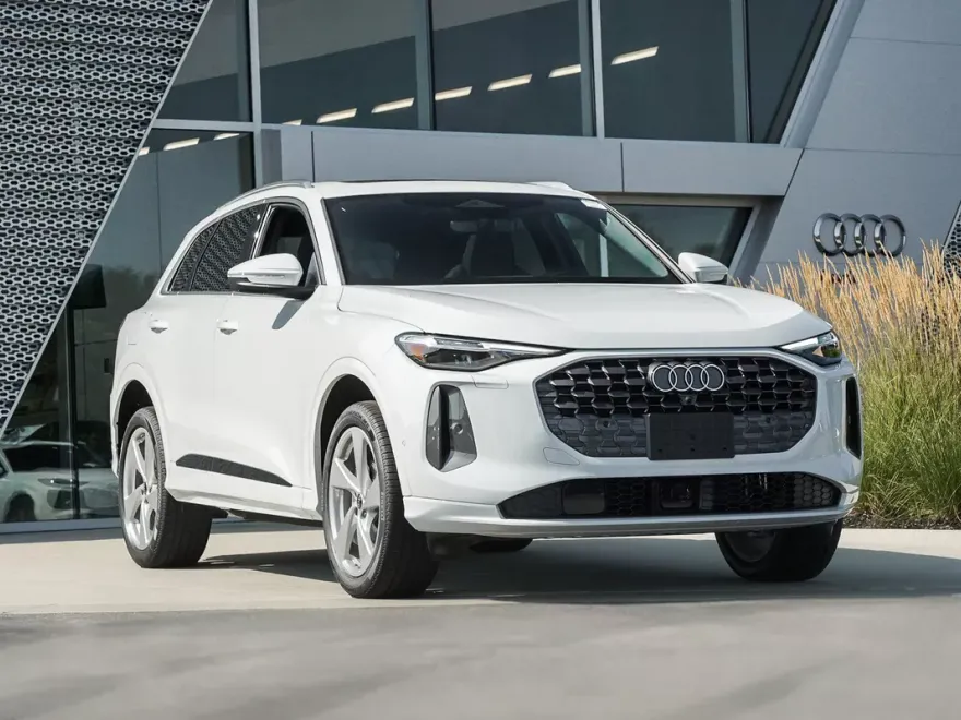 2025 Audi Q5 Premium Plus photo 1