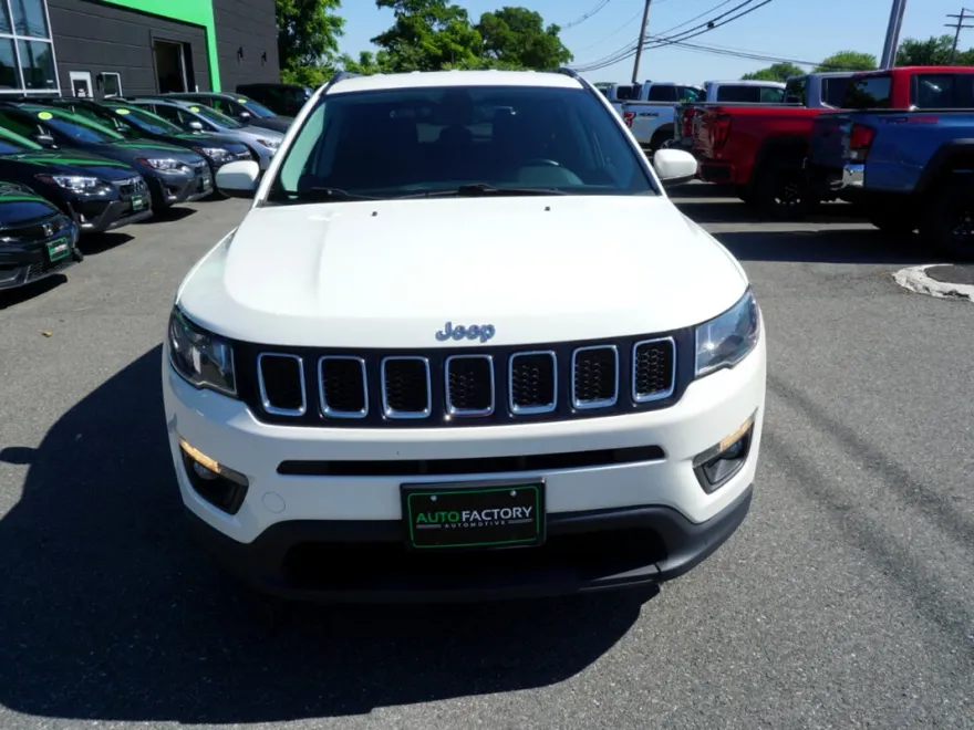 2021 Jeep Compass Latitude photo 1
