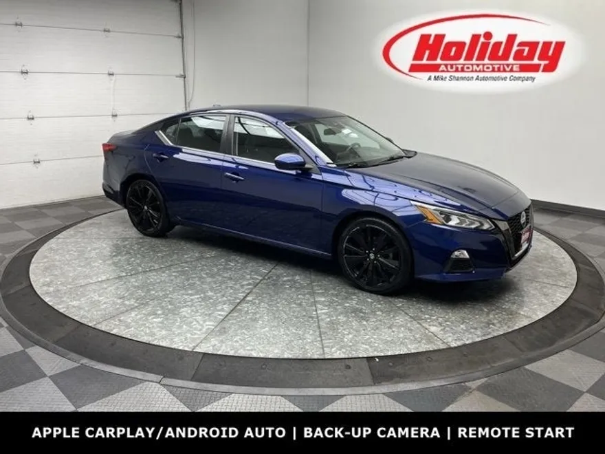 2022 Nissan Altima 2.5 SR photo 1