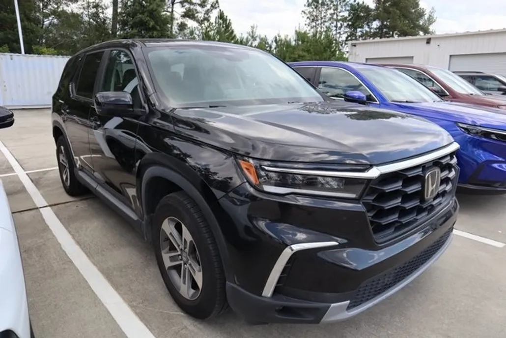 2024 Honda Pilot EX-L photo 1