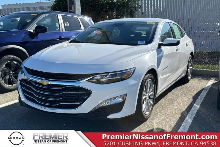 2023 Chevrolet Malibu 1LT photo 1