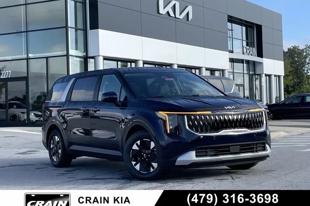 2026 Kia Carnival LXS photo 1
