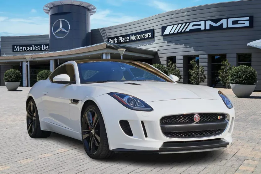 2016 Jaguar F-TYPE Premium photo 1