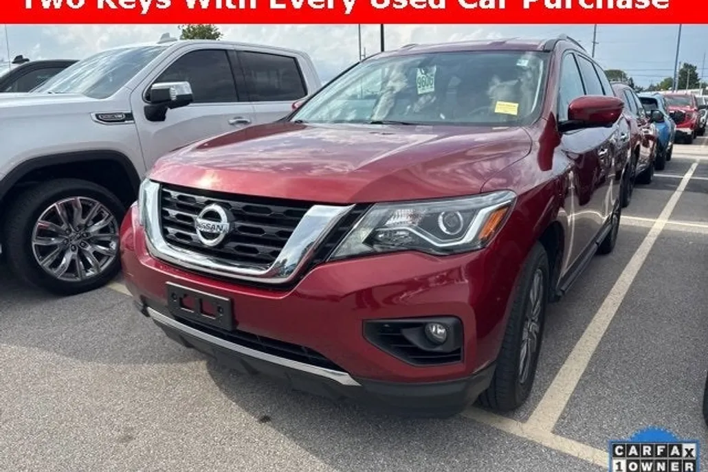 2019 Nissan Pathfinder 4x4 SL photo 1
