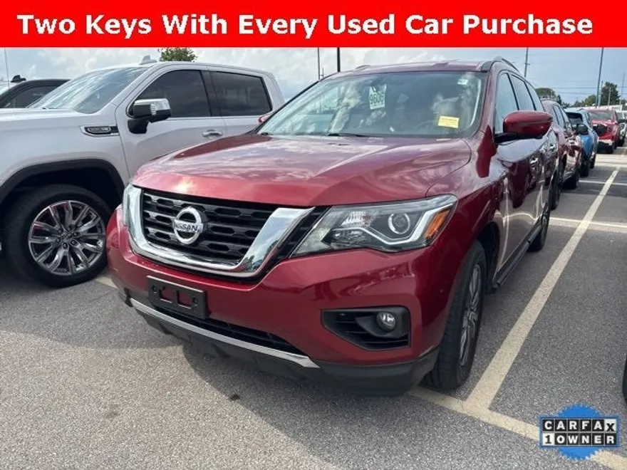 2019 Nissan Pathfinder 4x4 SL photo 1