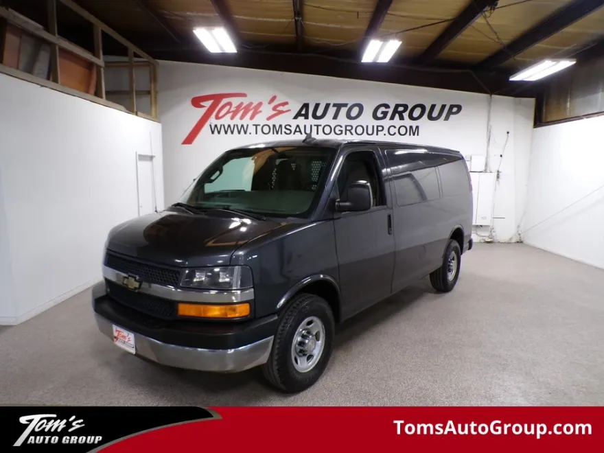 2016 Chevrolet Express 2500 Cargo Van photo 1