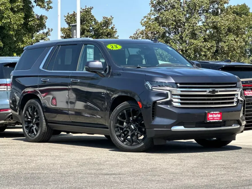 2022 Chevrolet Tahoe MAX XLT photo 1