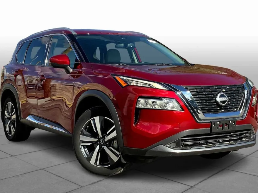 2023 Nissan Rogue SL photo 1