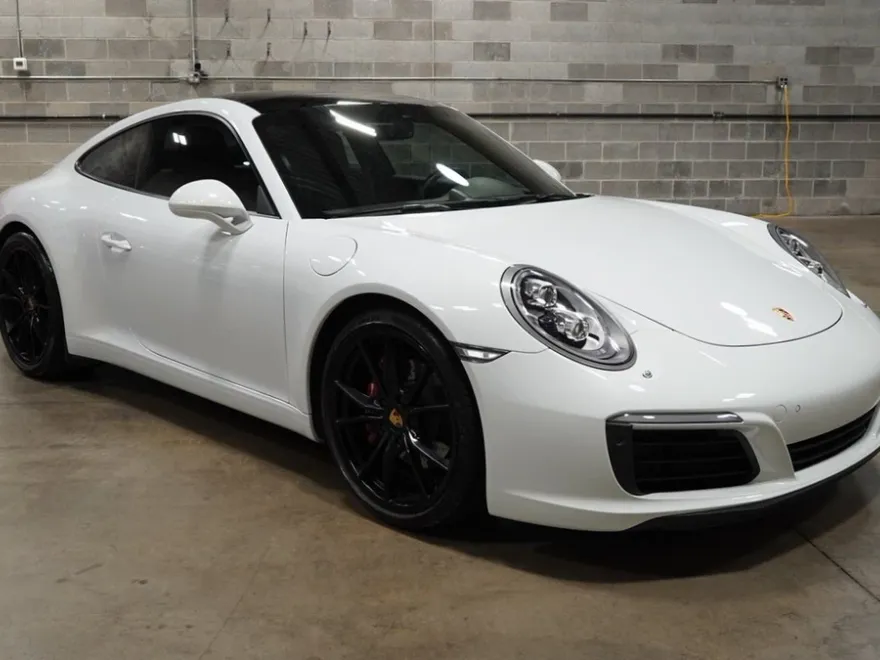 2017 Porsche 911 photo 1