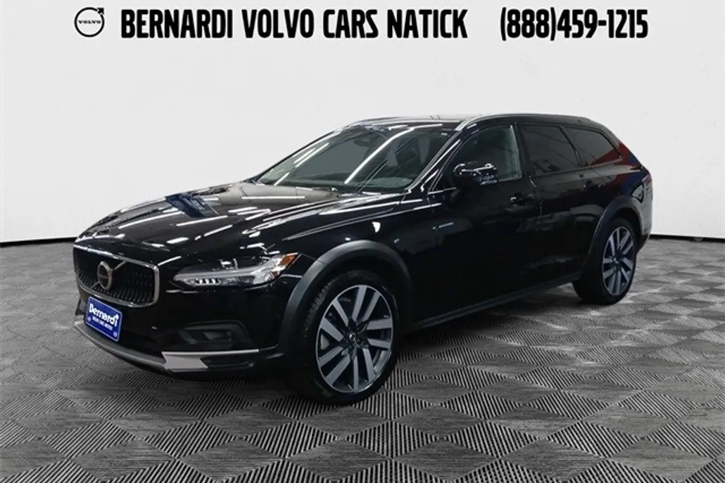 2024 Volvo V90 Cross Country B6 Ultimate photo 1