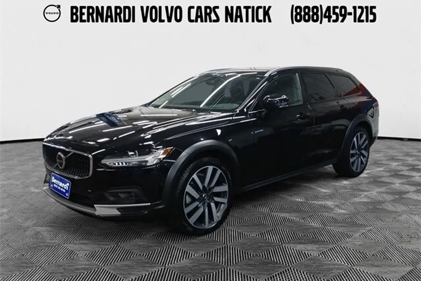 2024 Volvo V90 Cross Country B6 Ultimate photo 1