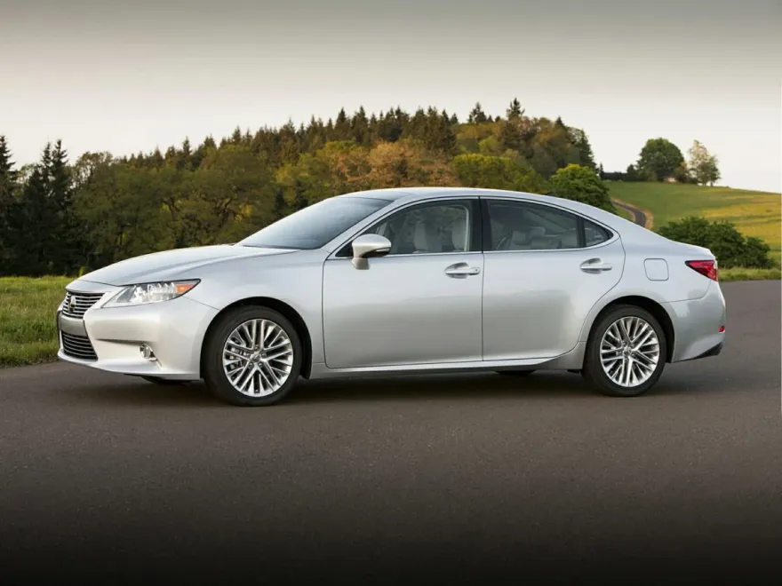2014 Lexus ES 350 photo 1
