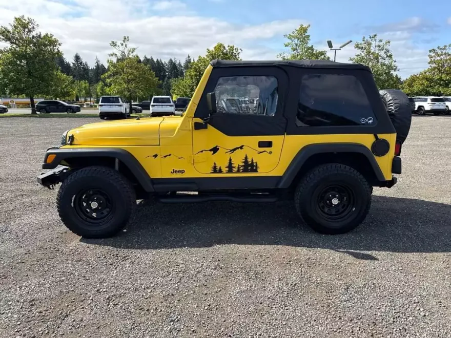 2000 Jeep Wrangler Sport photo 1