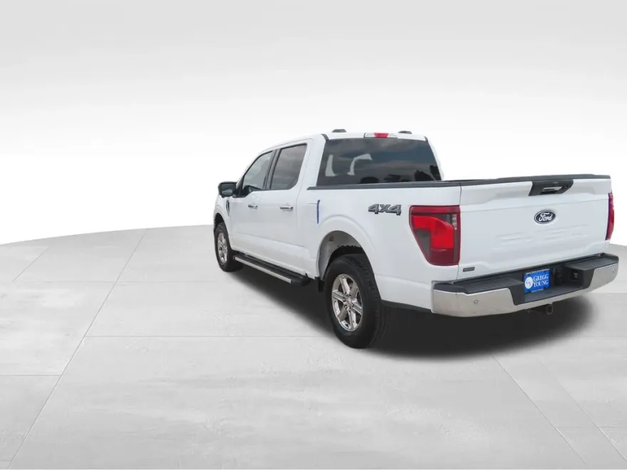 2024 Ford F-150 XLT photo 1