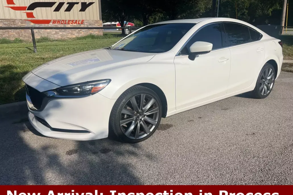 2020 Mazda Mazda6 Touring photo 1