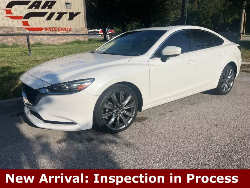 2020 Mazda Mazda6 Touring photo 1