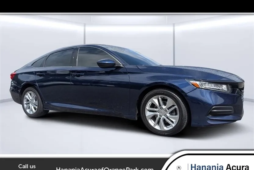 2019 Honda Accord LX photo 1