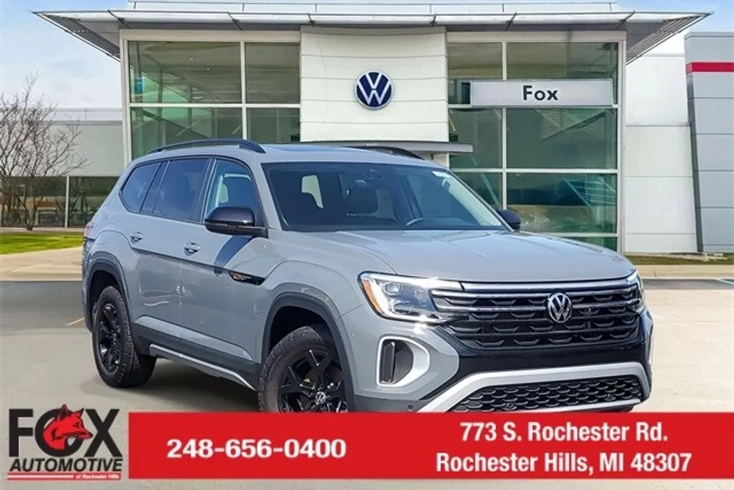 2025 Volkswagen Atlas Peak Edition photo 1