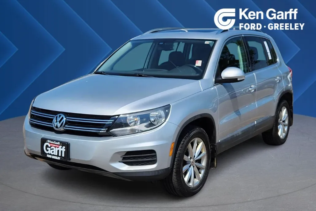 2017 Volkswagen Tiguan Wolfsburg Edition photo 1