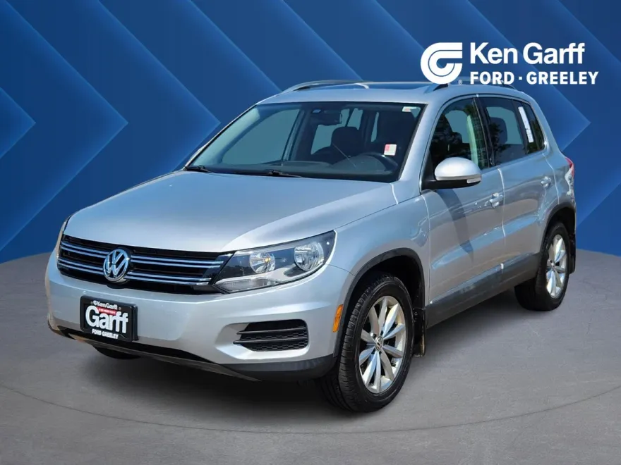 2017 Volkswagen Tiguan Wolfsburg Edition photo 1