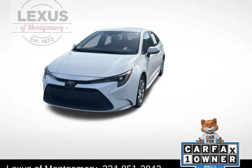 2025 Toyota Corolla LE photo 1