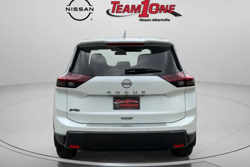 2025 Nissan Rogue SV photo 1
