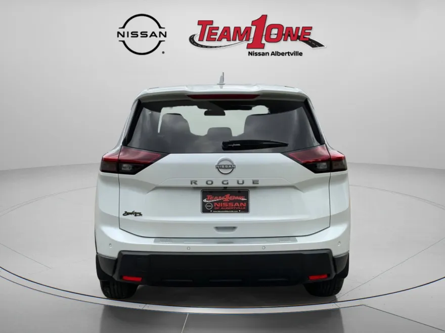 2025 Nissan Rogue SV photo 1