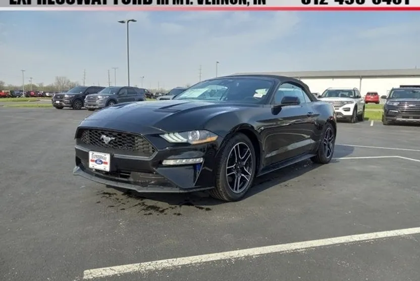 2022 Ford Mustang EcoBoost Premium photo 1