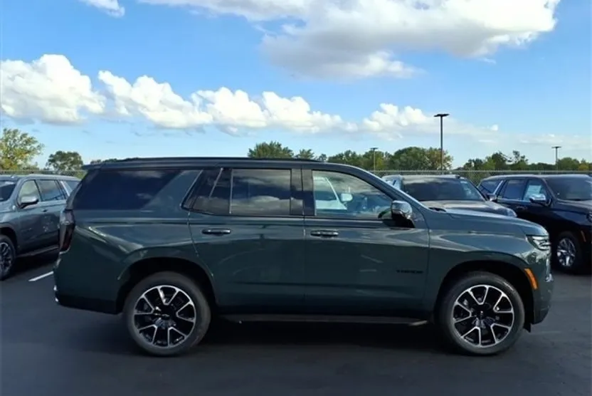 2026 Chevrolet Tahoe RST photo 1