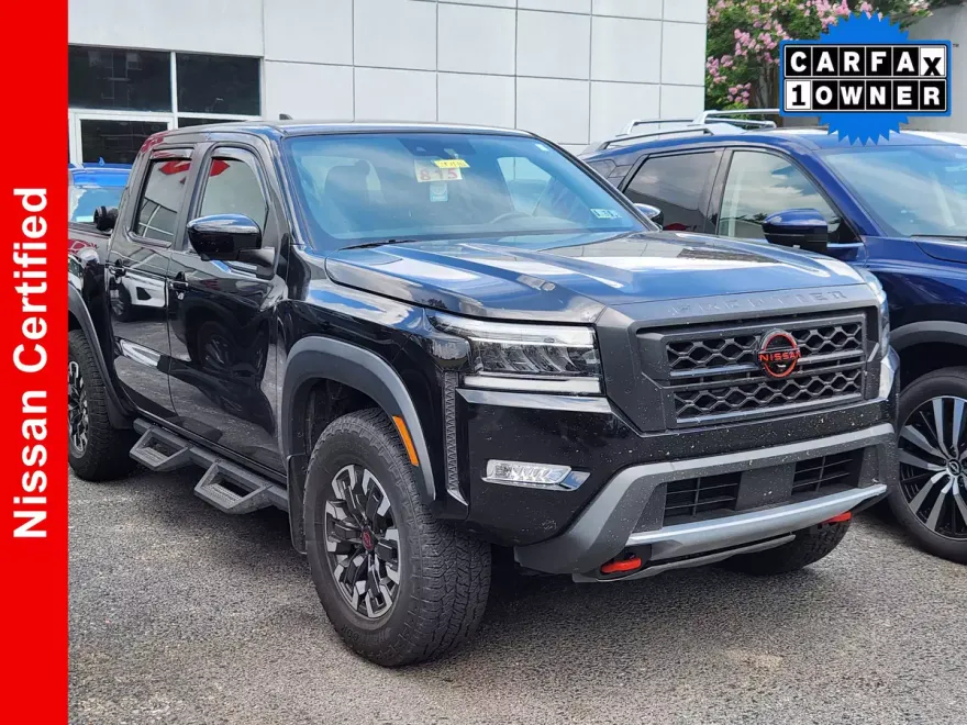 2023 Nissan Frontier PRO-4X photo 1