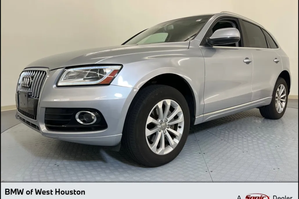 2015 Audi Q5 2.0T Premium photo 1