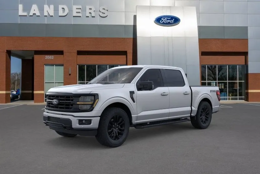2025 Ford F-150 XLT photo 1