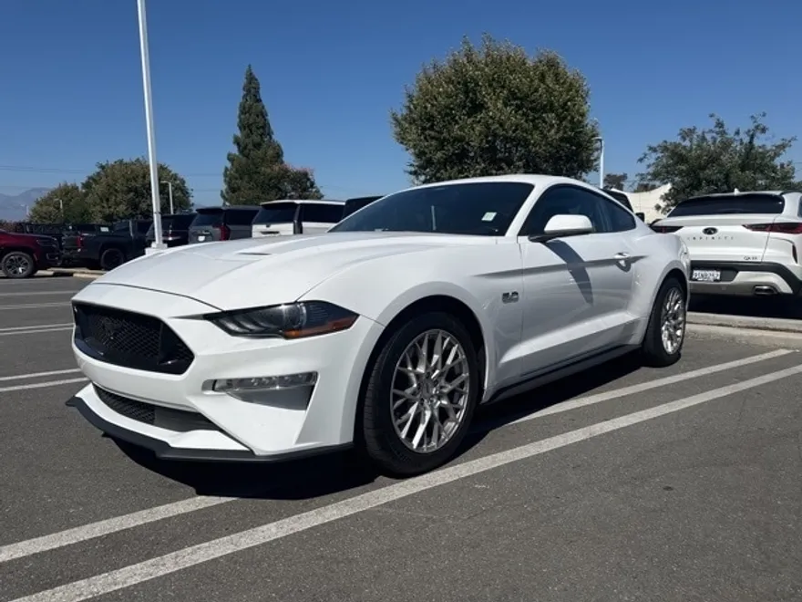 2023 Ford Mustang GT Premium photo 1